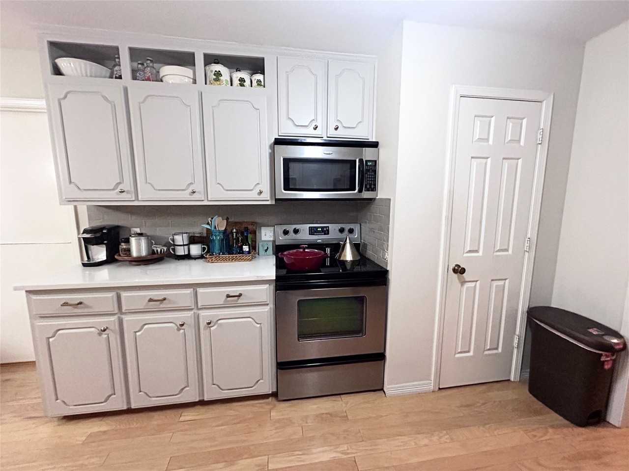 4512 Cimmaron Trl - Photo 3 of 34