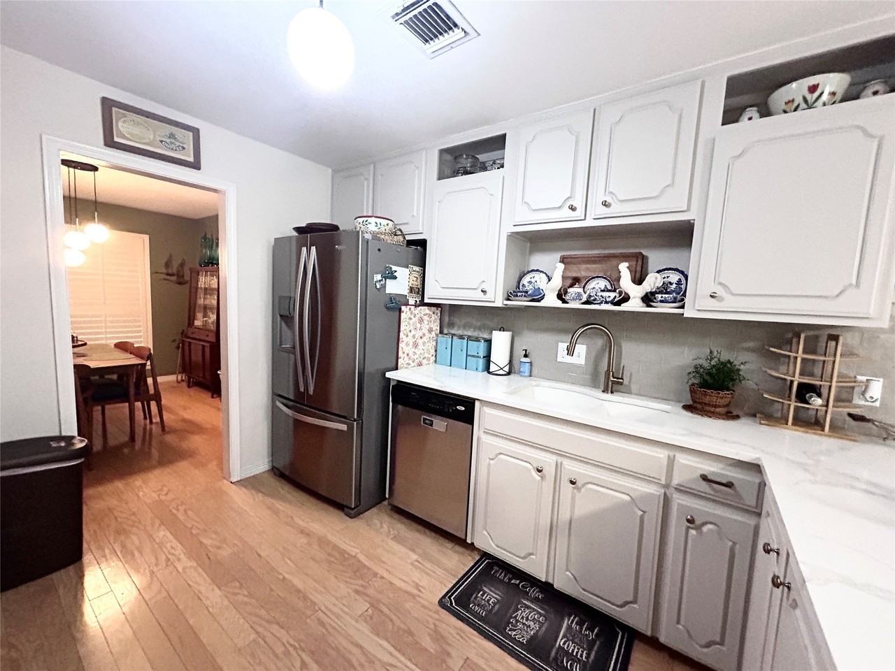 4512 Cimmaron Trl - Photo 4 of 34