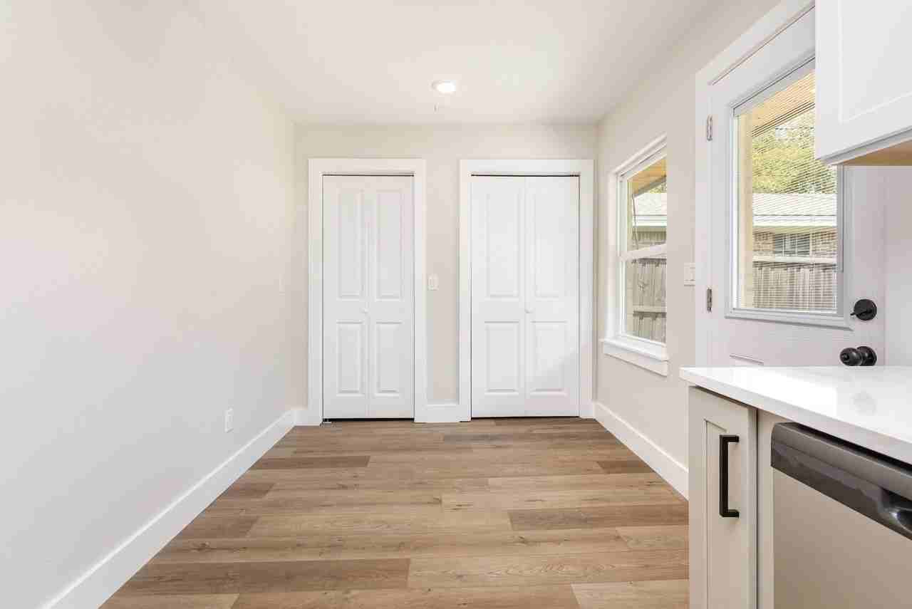 13520 Glenside Dr - Photo 6 of 18