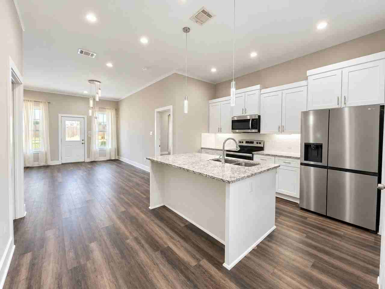 4520 Garrison Ave - Photo 2 of 21
