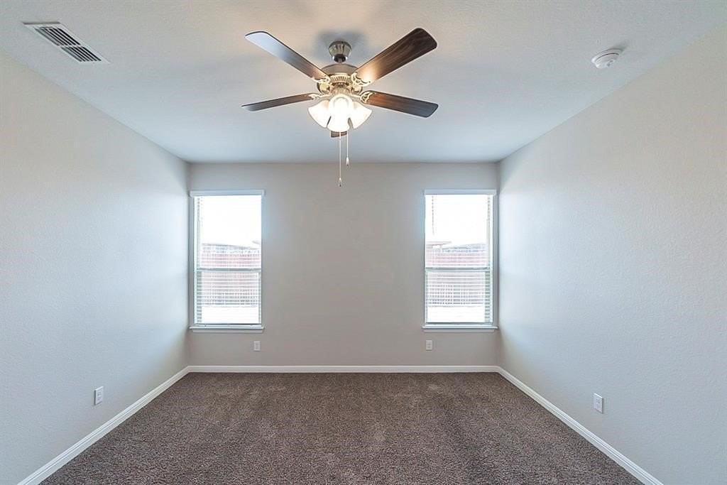16141 Bronte Ln - Photo 5 of 18