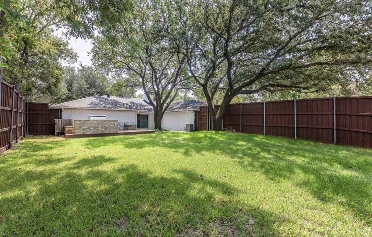 12329 Cedar Bend Dr - Photo 4 of 17