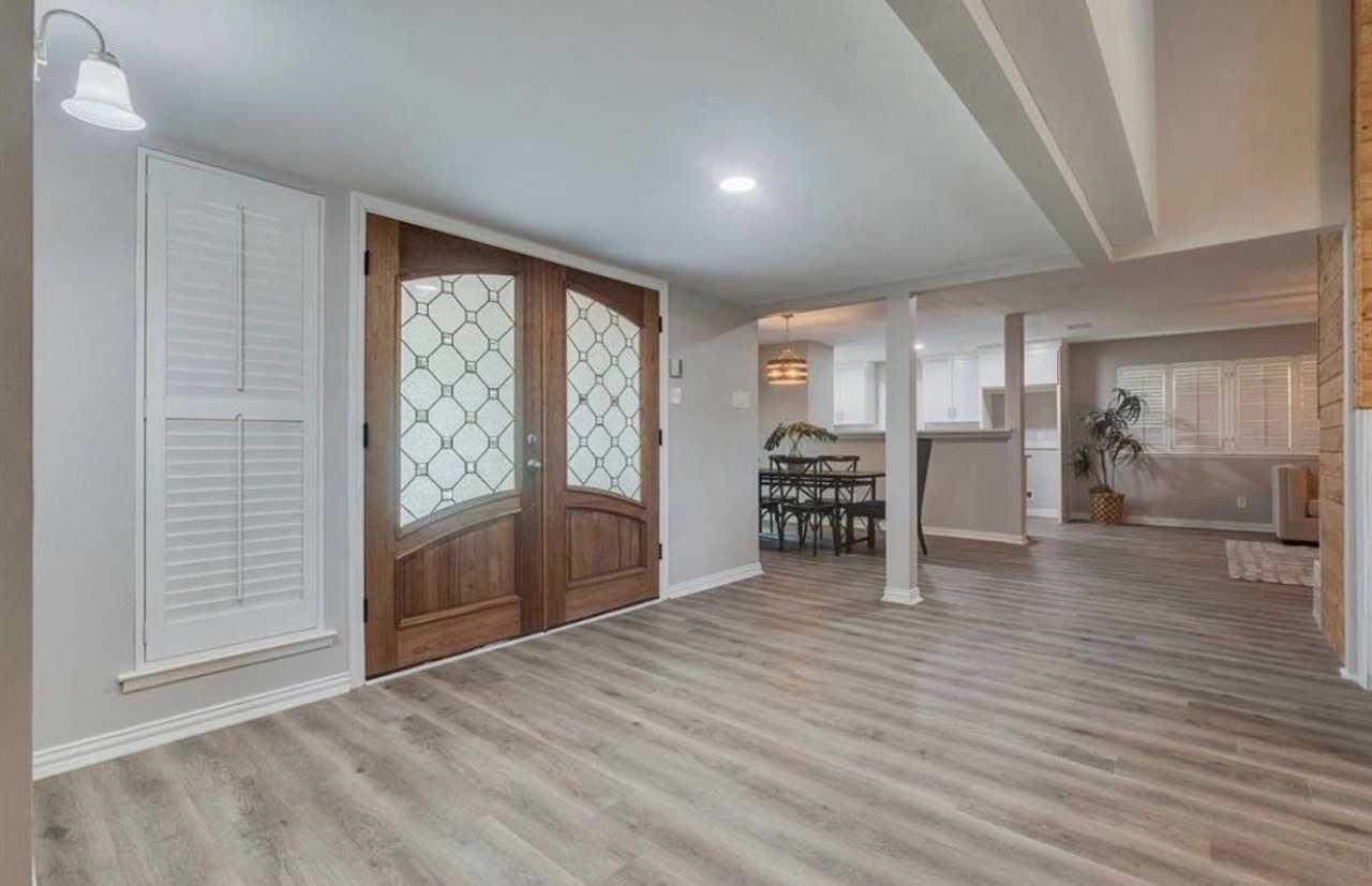 12329 Cedar Bend Dr - Photo 7 of 17