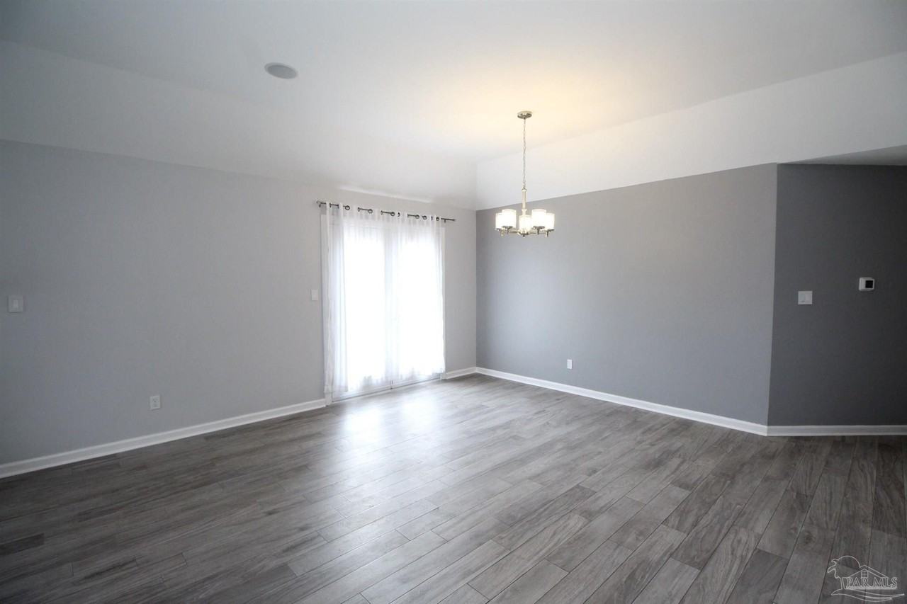 22 Arapaho Dr - Photo 6 of 24