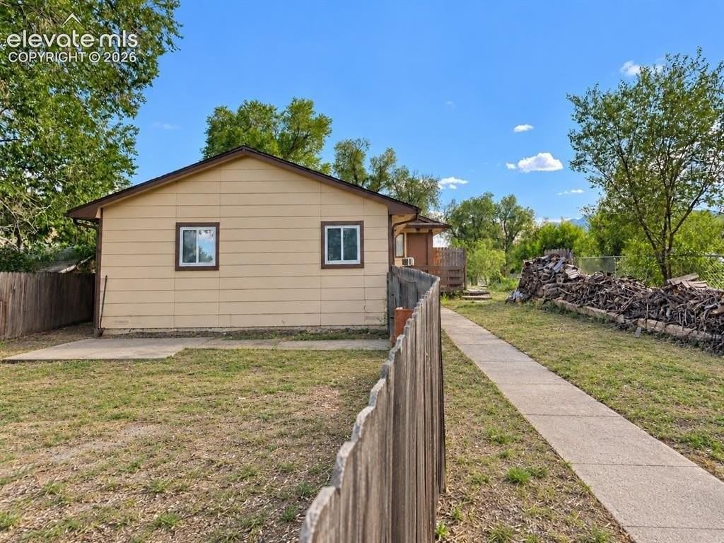 843 E Vermijo Ave