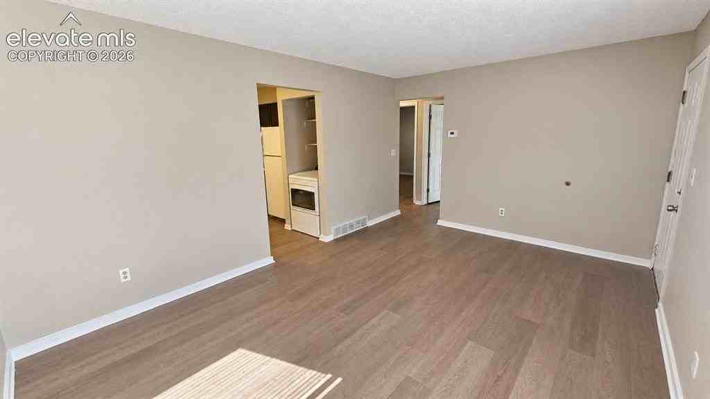 843 E Vermijo Ave - Photo 3 of 14