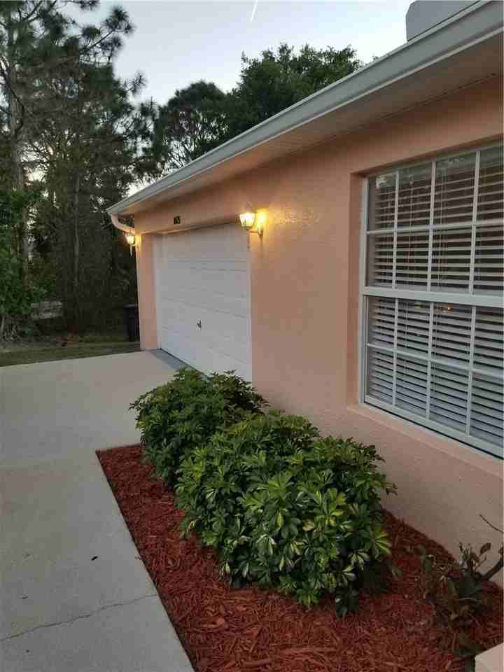 8025 98th Ct - Photo 6 of 27