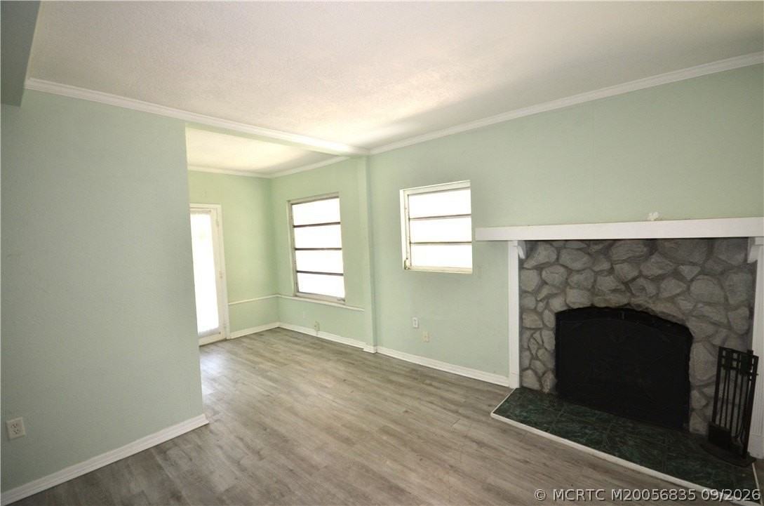 649 Sw Cleveland Ave - Photo 3 of 21