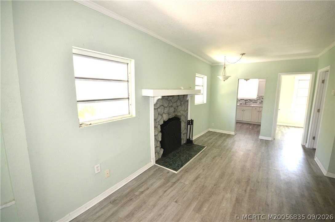 649 Sw Cleveland Ave - Photo 5 of 21