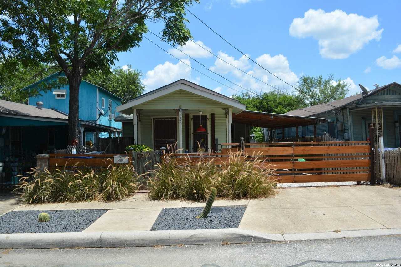216 N Pinto St - Photo 2 of 28