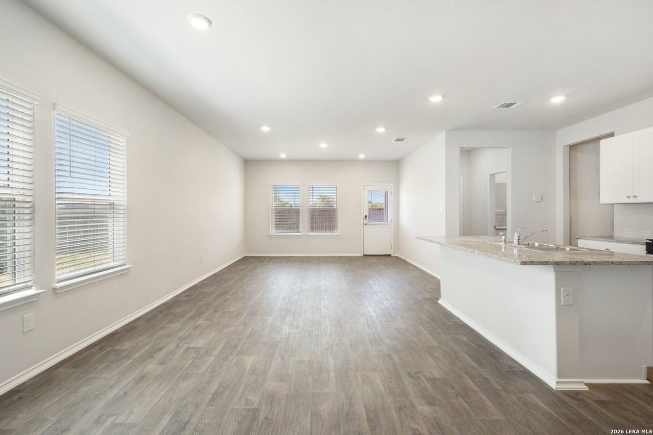 5327 Wichita Pike - Photo 3 of 24
