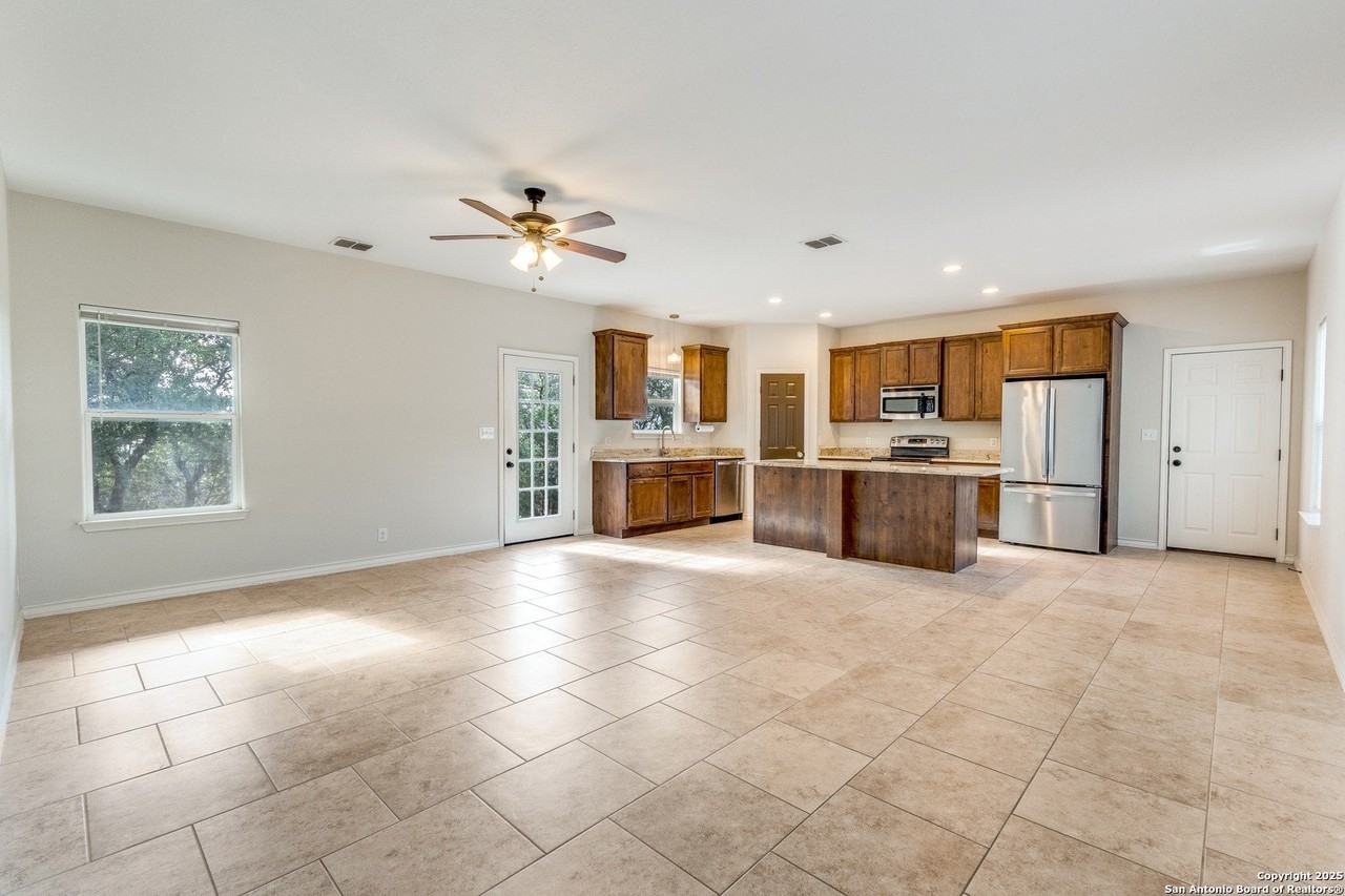 1131 Rocky Ridge Loop - Photo 4 of 25