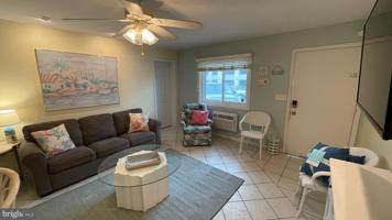 featured image of 100 Vandyke St #107