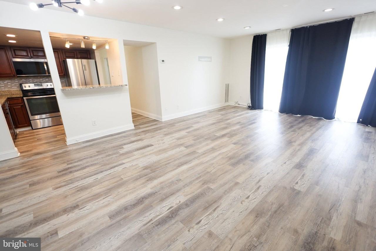 10107 Prince Pl #304 - Photo 2 of 12