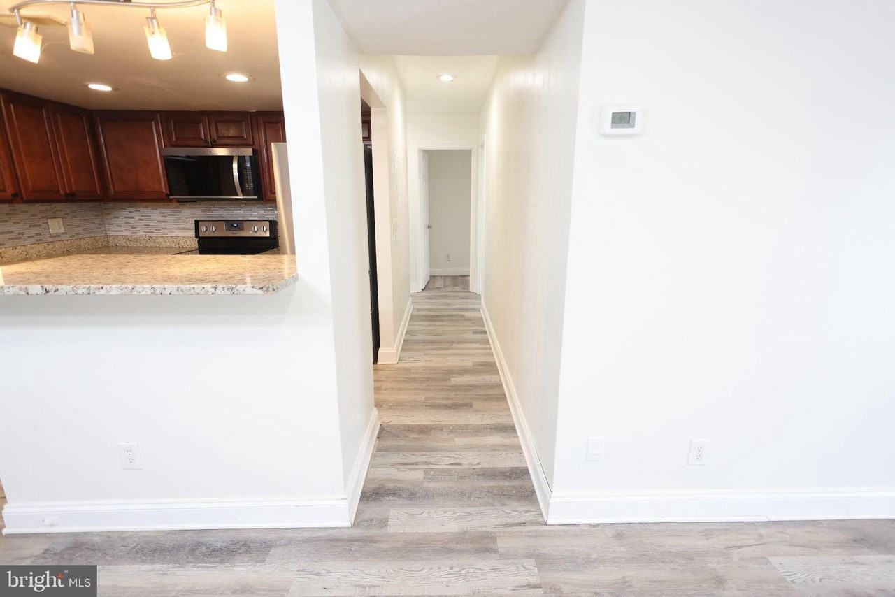 10107 Prince Pl #304 - Photo 6 of 12
