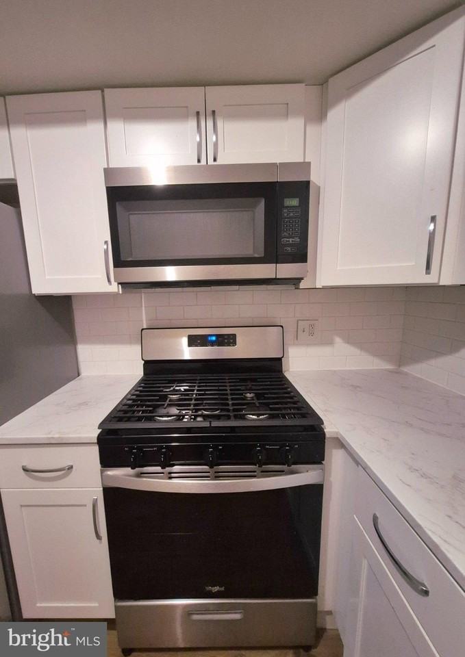 411 Stiles Ave #A3 - Photo 2 of 13