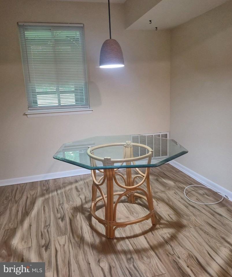 411 Stiles Ave #A3 - Photo 5 of 13
