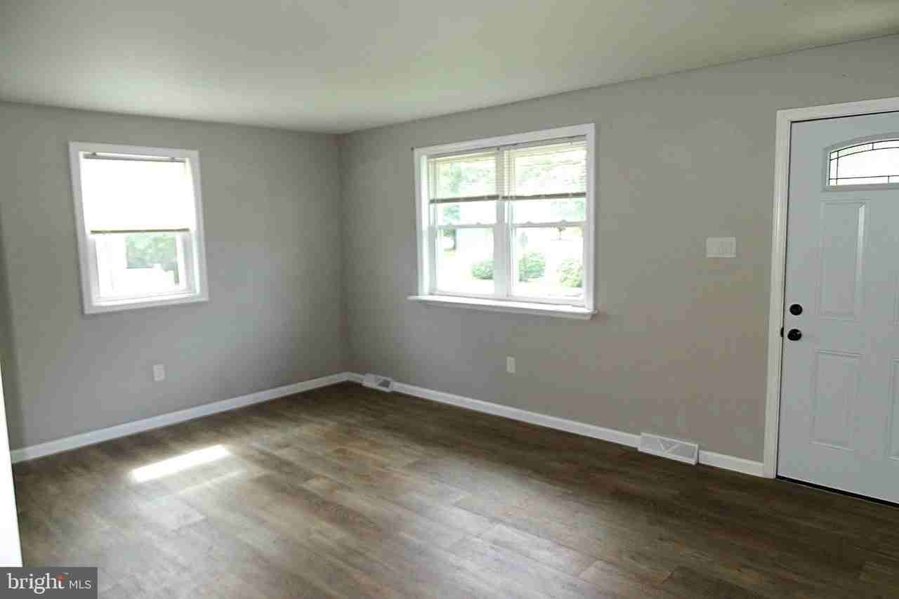 107 Hunter Way #107 - Photo 3 of 10