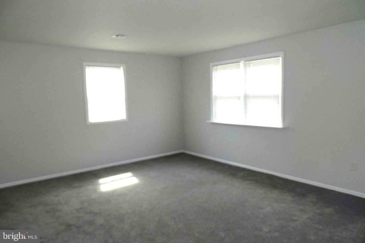 107 Hunter Way #207 - Photo 5 of 9
