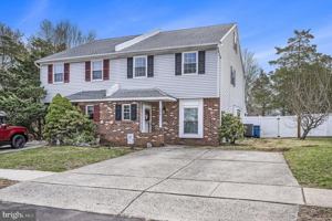 featured image of 2019 Easter Ave