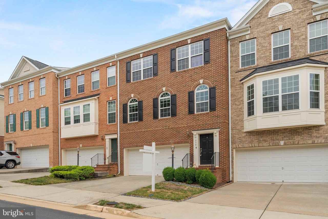 330 Caldwell Ter Se - Photo 2 of 46