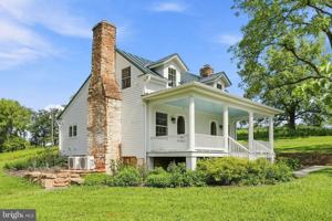 featured image of 793 Quaintance Rd