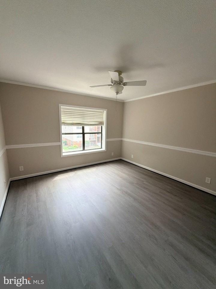 202 Buckingham Ln #301 - Photo 7 of 12