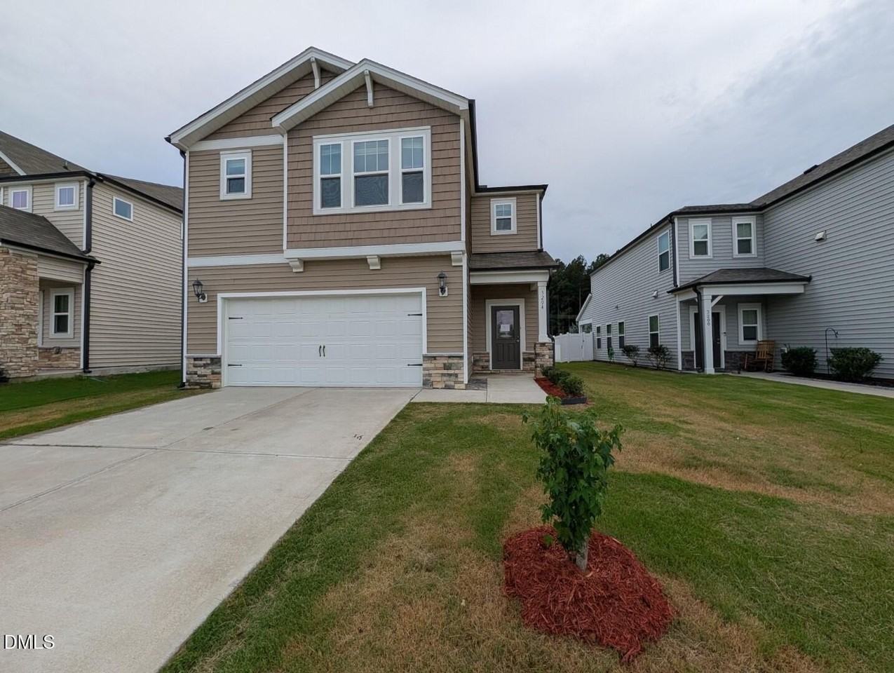 3204 Lake Barkley Way - Photo 3 of 21