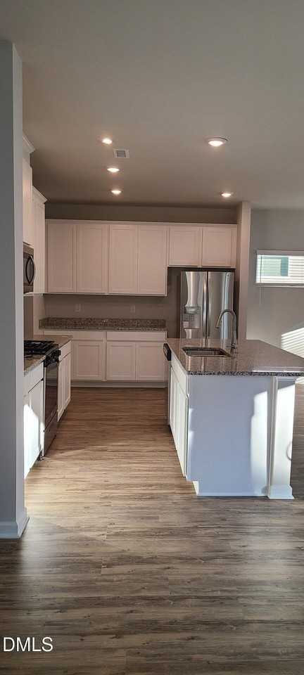 3204 Lake Barkley Way - Photo 6 of 21