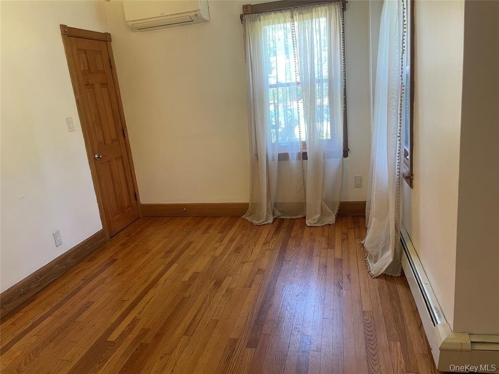 16 Taxter Rd - Photo 7 of 24