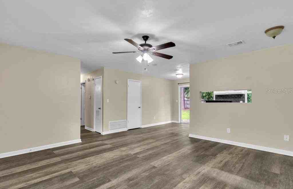 5031 Nw 28th Ter - Photo 6 of 27