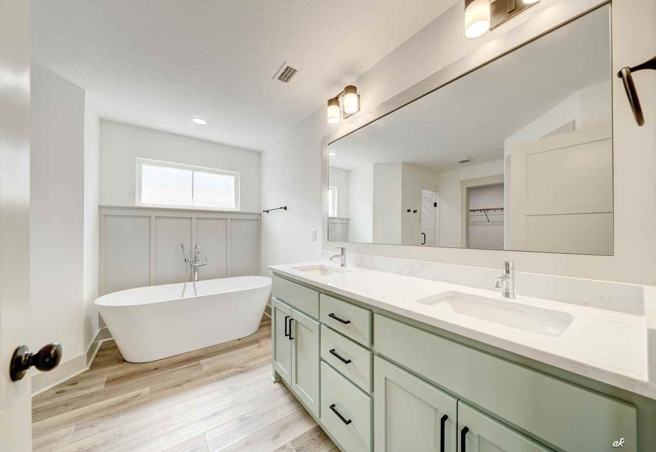 3800 Redbud Way #1 - Photo 6 of 13