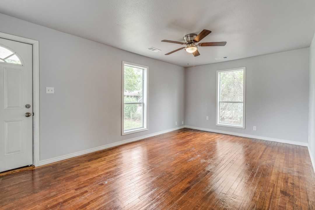 208 North Ave #1 - Photo 4 of 12