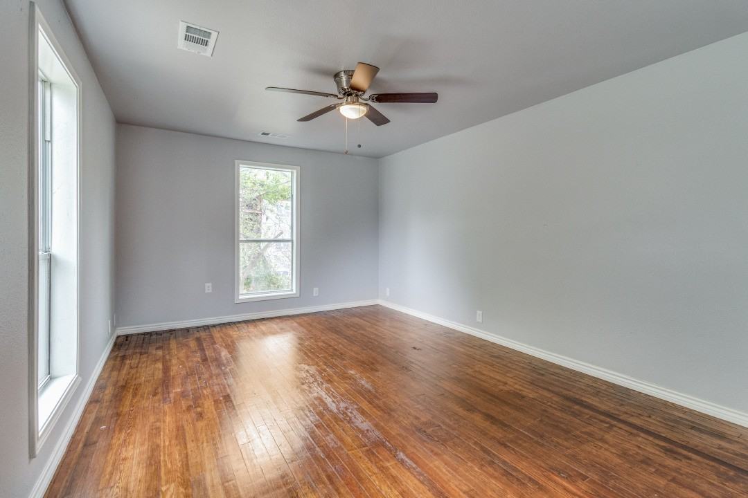 208 North Ave #1 - Photo 5 of 12