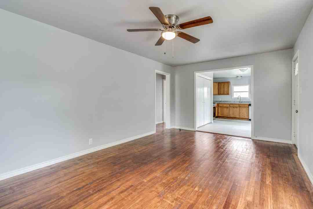 208 North Ave #1 - Photo 7 of 12