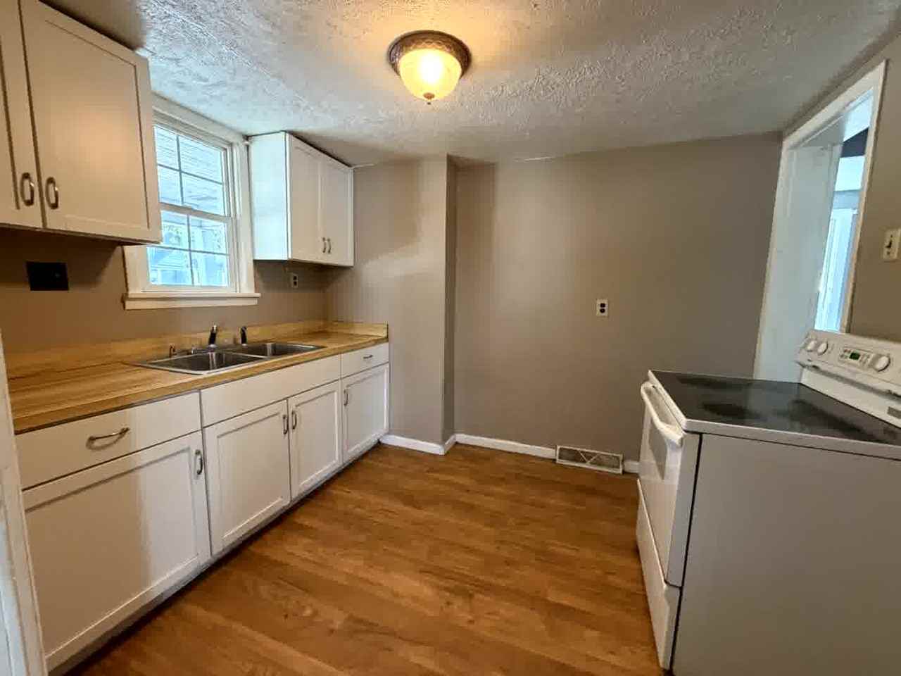 520 W Marion St #1 - Photo 5 of 7