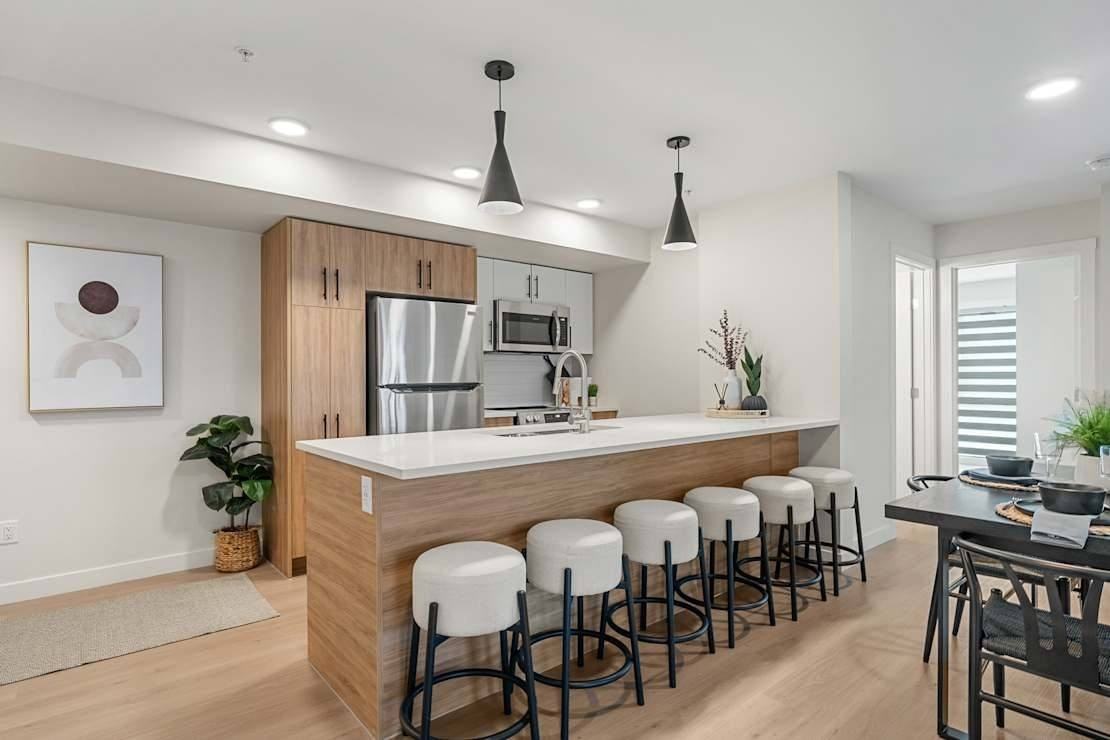 Skyway Apartments - Photo 4 of 26