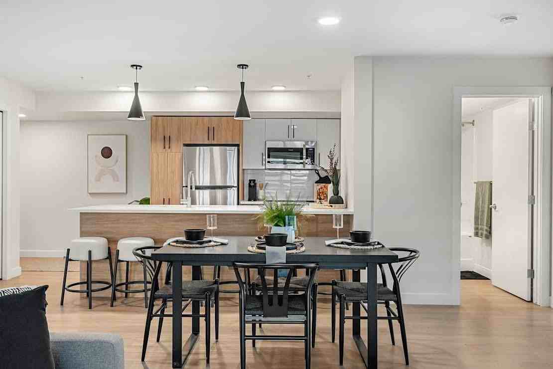 Skyway Apartments - Photo 7 of 26