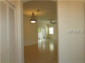300 Stonington Way - Photo 2 of 14