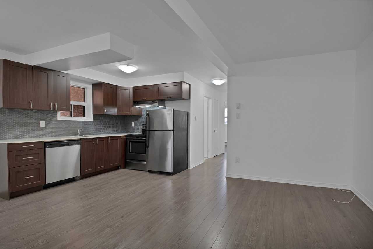 105 Galt Ave - Photo 4 of 6