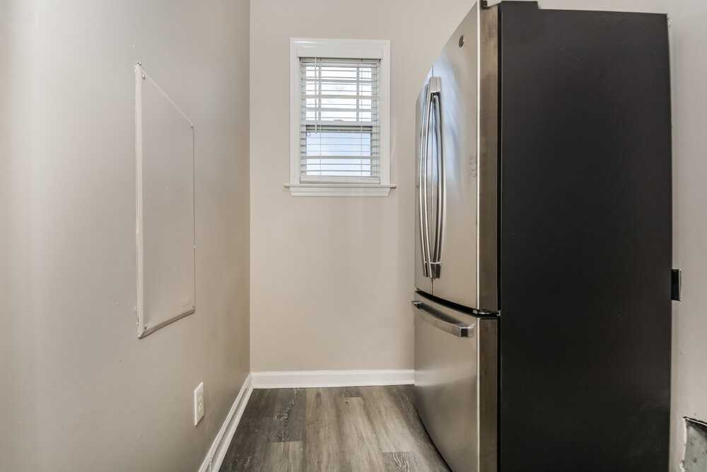 205 Houston Ln - Photo 5 of 17