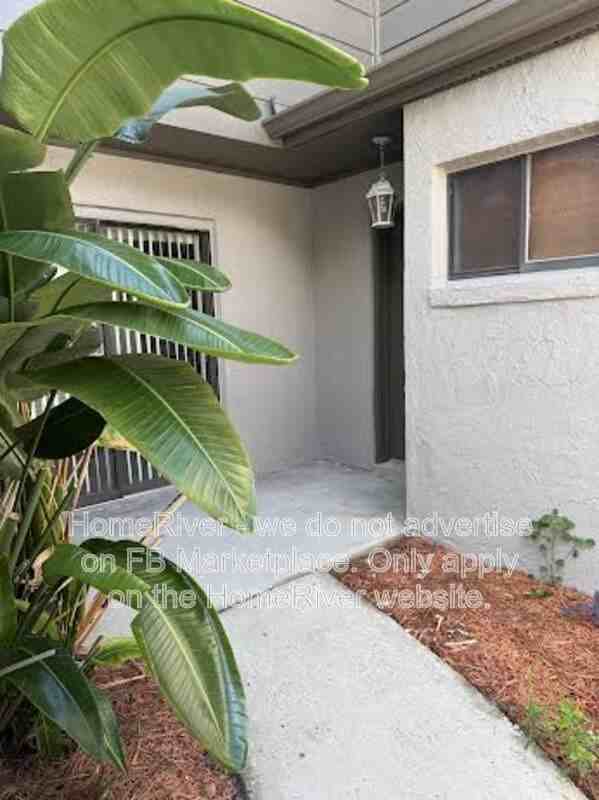 1032 Sherrywood Ct - Photo 2 of 6