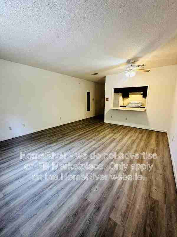 2385 Metzger Dr - Photo 5 of 11