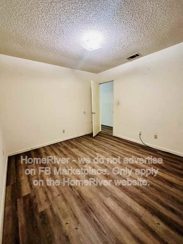 2385 Metzger Dr - Photo 6 of 11