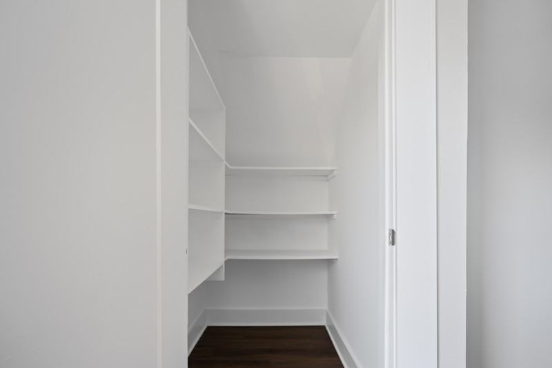 18 Saint Ann St - Photo 3 of 12