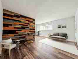featured image of 306 Central Dr