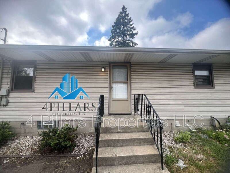 6715 Montana Ave - Photo 6 of 39