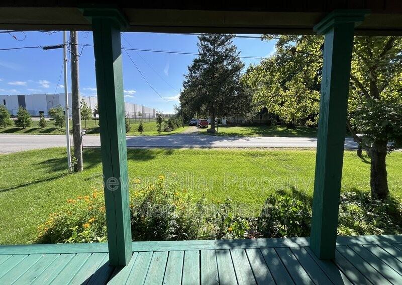 9252 Mink St Sw - Photo 4 of 49