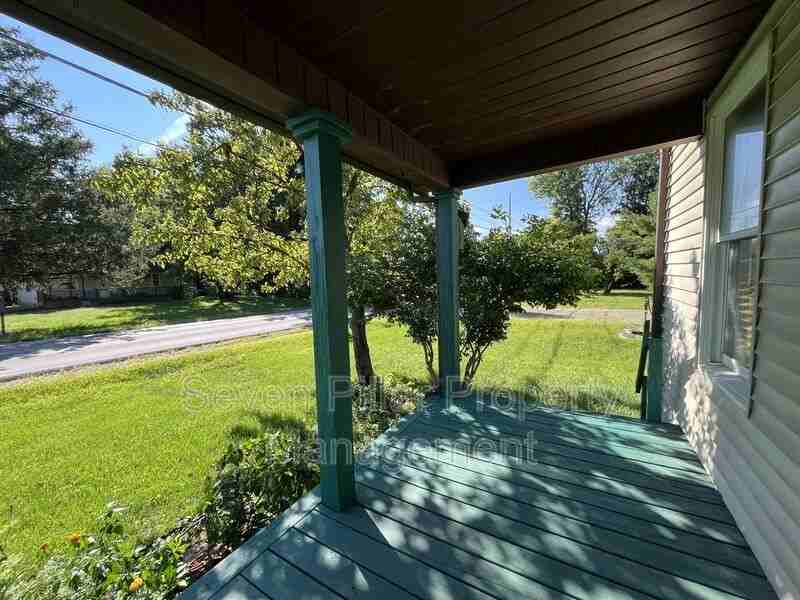 9252 Mink St Sw - Photo 5 of 49
