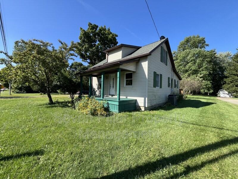 9252 Mink St Sw - Photo 6 of 49